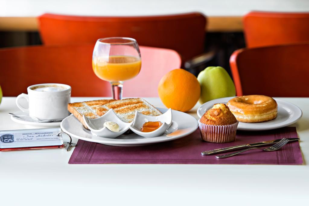 Hostal San Andres Aleson Zewnętrze zdjęcie